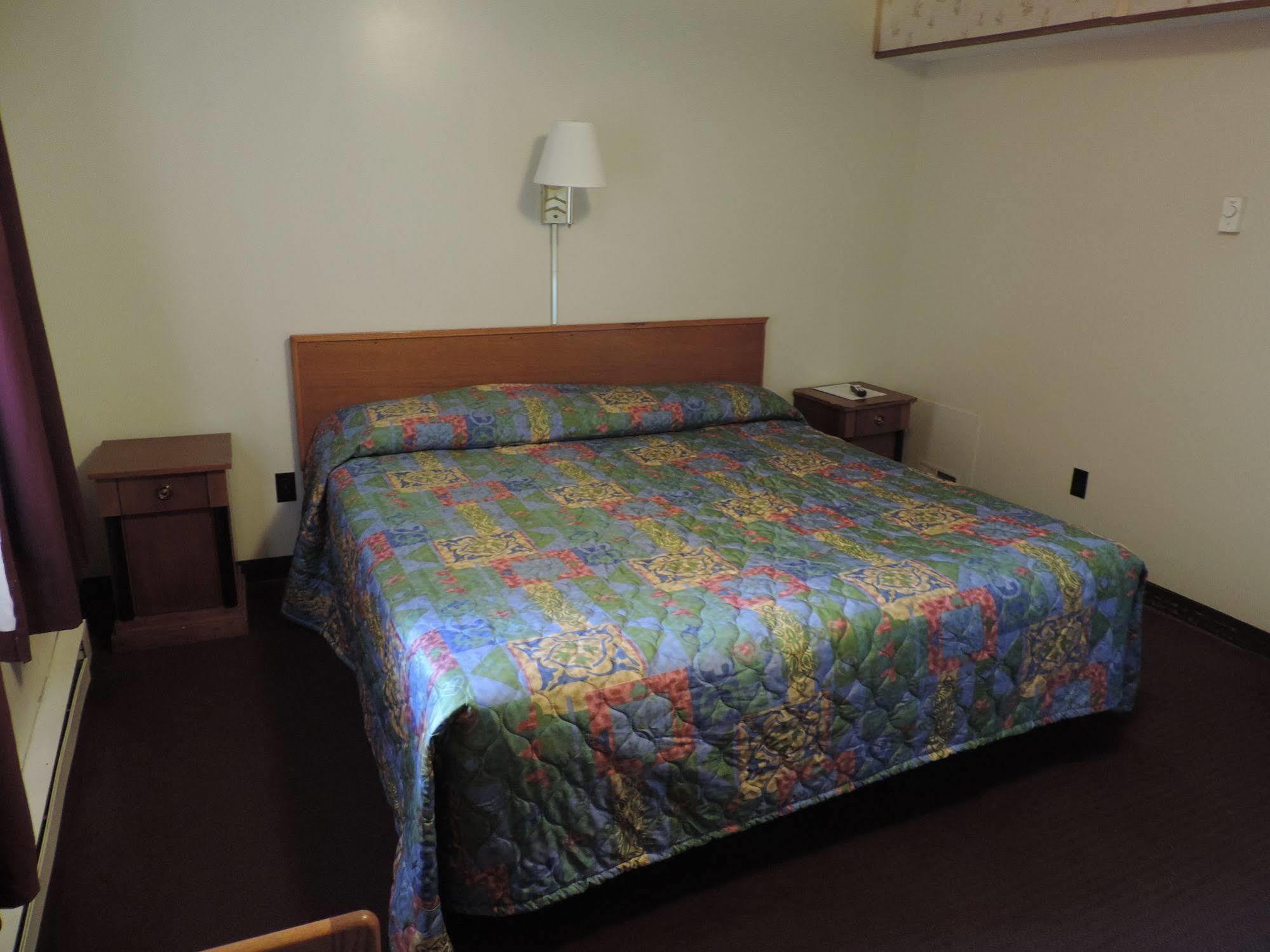 North Country American Inn Калкяска Экстерьер фото